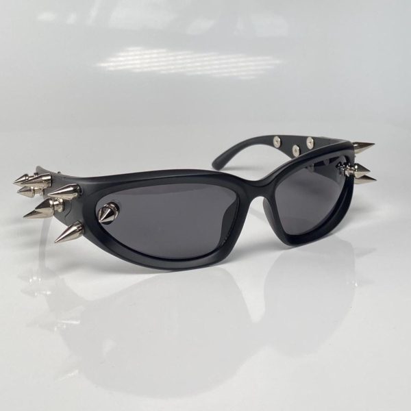 Punk style rivet cat-eye sunglasses - Image 6