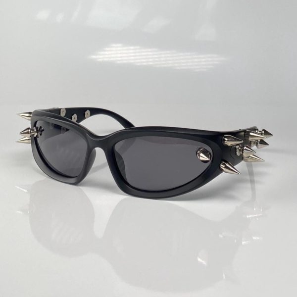 Punk style rivet cat-eye sunglasses - Image 5
