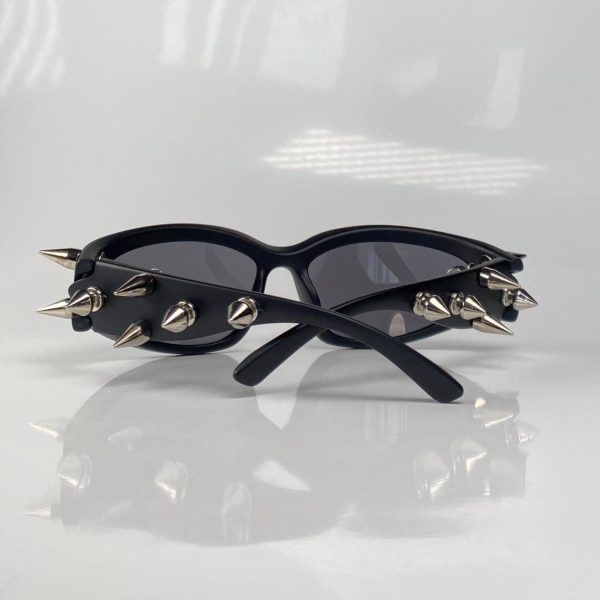 Punk style rivet cat-eye sunglasses - Image 4