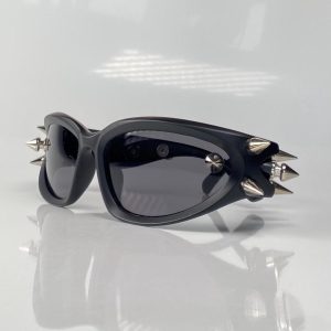 Punk style rivet cat-eye sunglasses