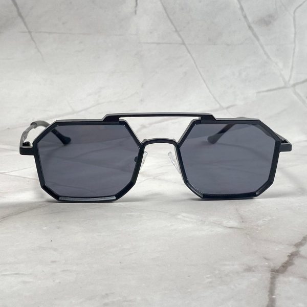 Futuristic polygonal sunglasses - Image 2